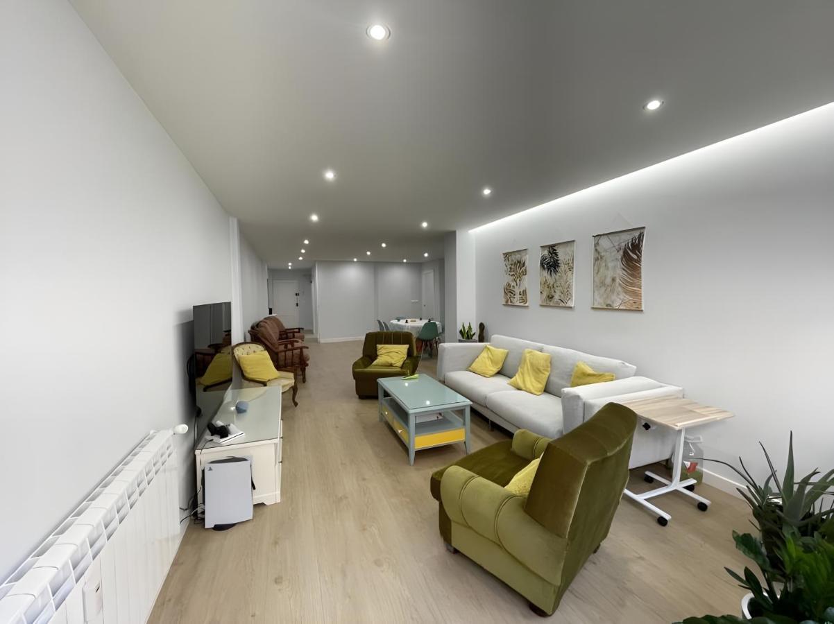 Amplio Y Moderno Piso De 4 Habitaciones Y Terraza Pontevedra Exterior foto